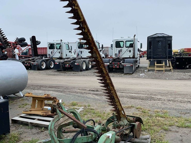 john-deere-350-image-3