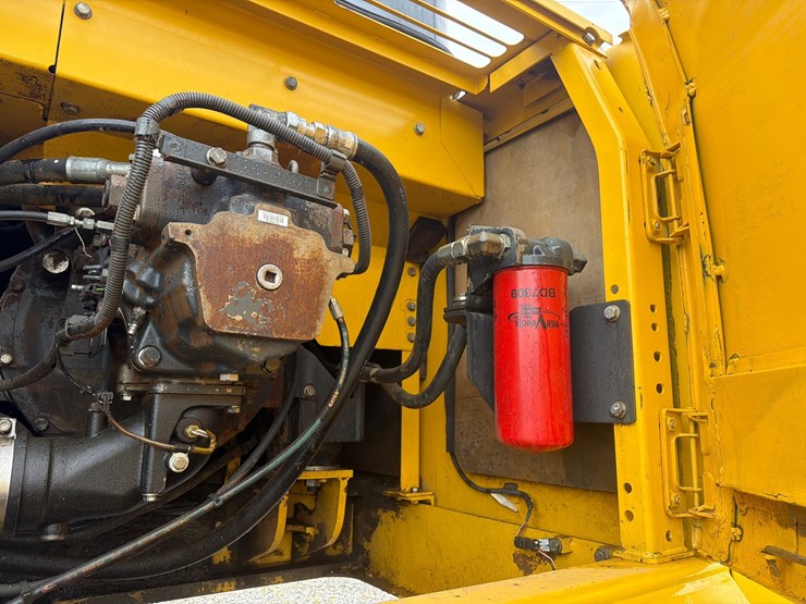 komatsu-pc360-lc-10-image-26