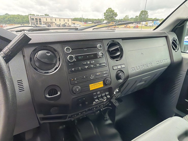 ford-f550-image-18