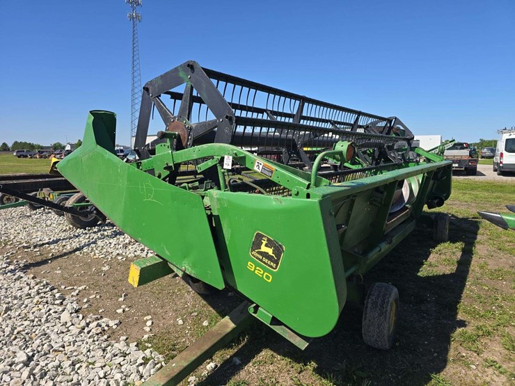 john-deere-920-image-3