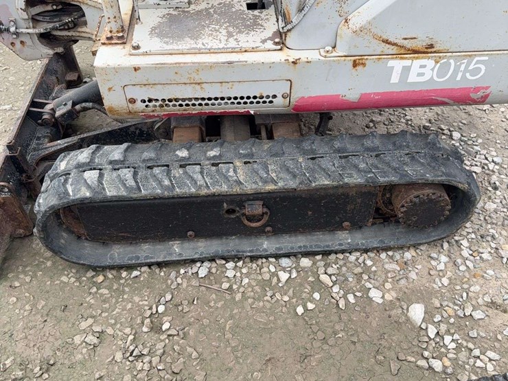 takeuchi-tb015-image-7