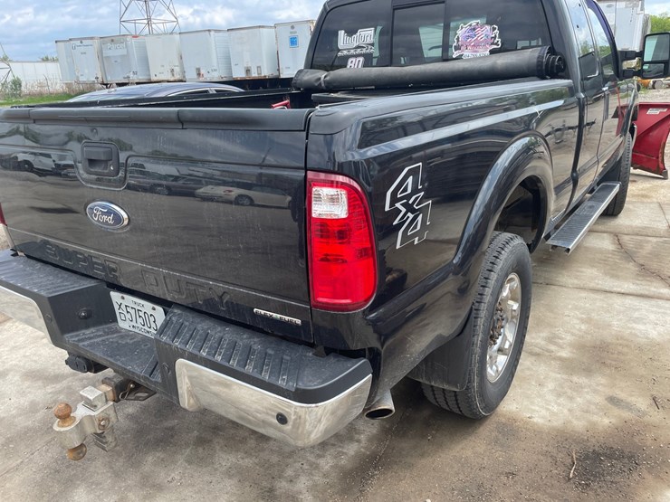 2015-ford-f250-xlt-image-22