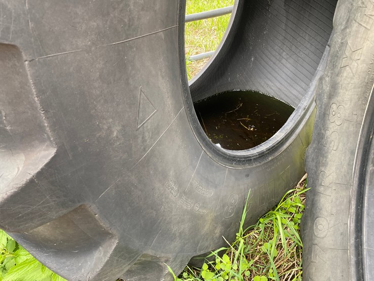 #3585-•-(2)-tractor-tires-image-7