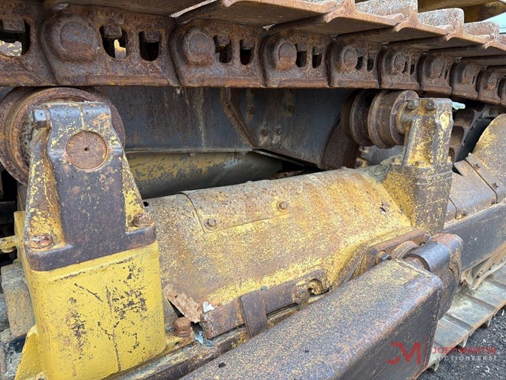 caterpillar-d7f-image-21