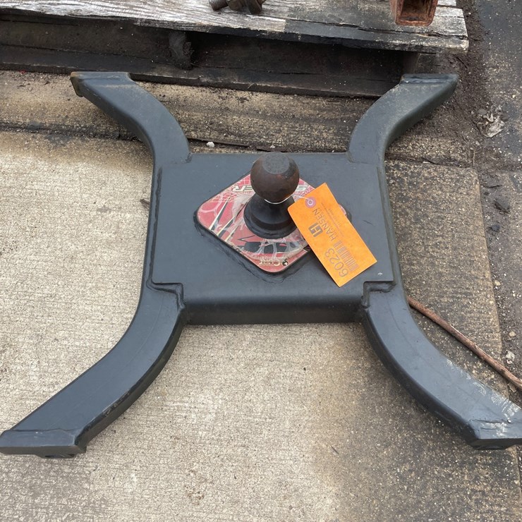 #6023 • Curt Spyder 5th Wheel Hitch