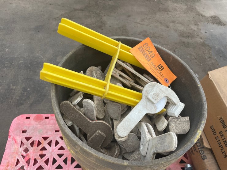 #6049-•-concrete-supplies-and-tools-image-9
