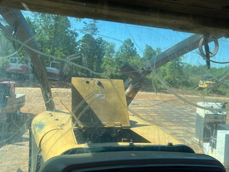 caterpillar-535b-image-21