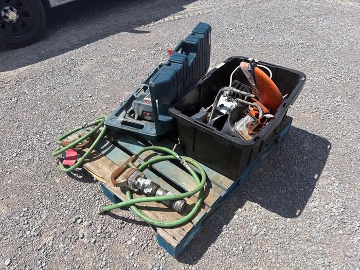 #10-•-pallet-of-misc-tools-image-2
