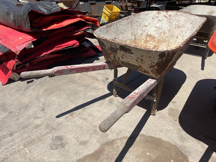 #6070-•-wheelbarrow-image-5