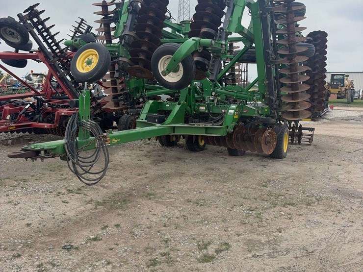 2013-john-deere-2623-image-2