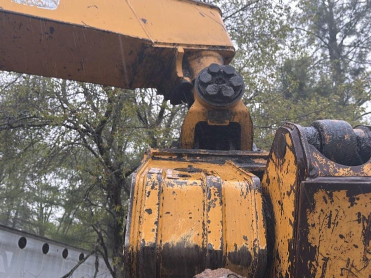 1996-deere-748g-image-12