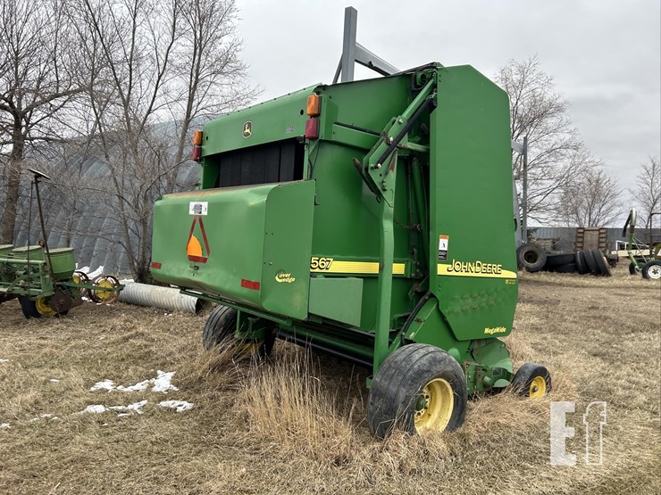 2002-john-deere-567-image-3
