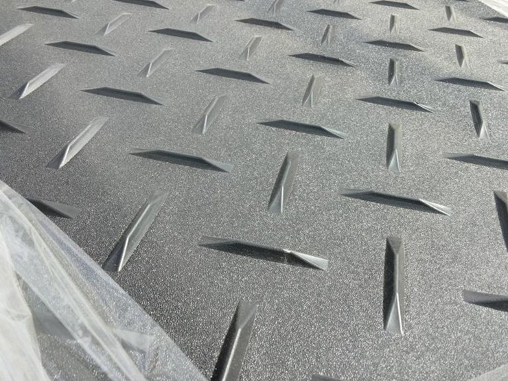 #12-•-(15)-ground-protection-mats---4'-x-8'-x-0.5"-image-2