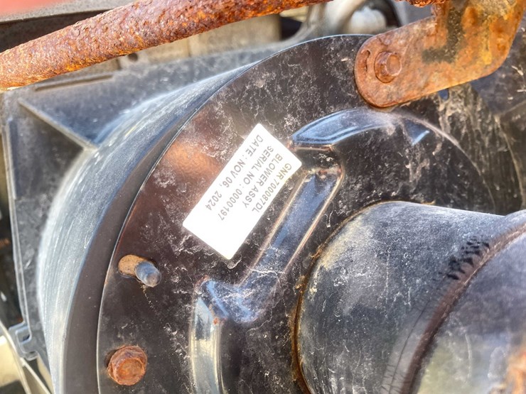 #4198-•-2005-sterling-box-truck-image-141