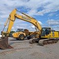 3-ring-live-onsite-auction-with-online-bidding-image-1