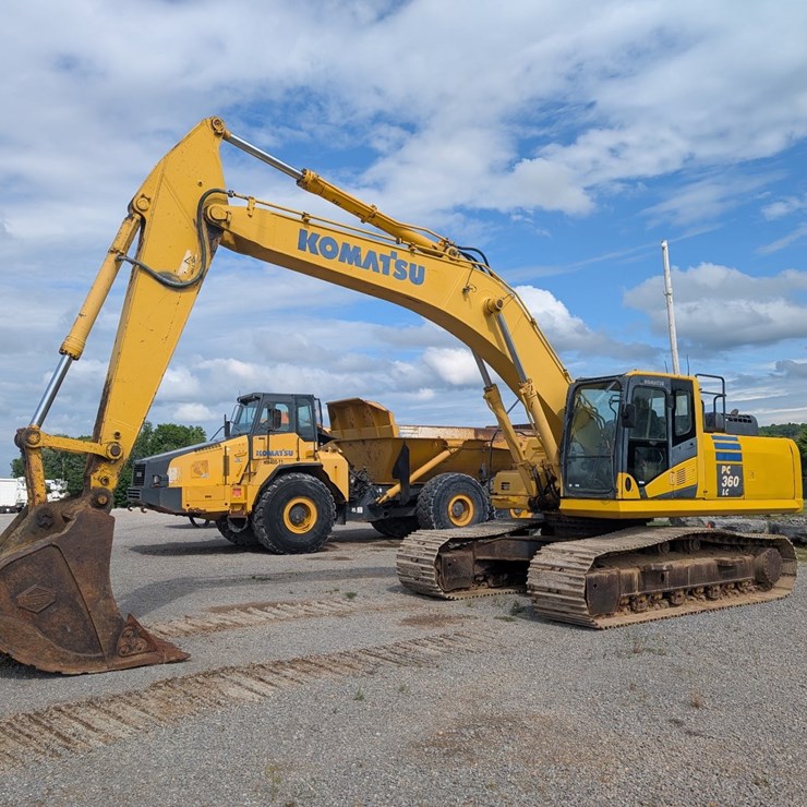 KOMATSU PC360 LC-10
