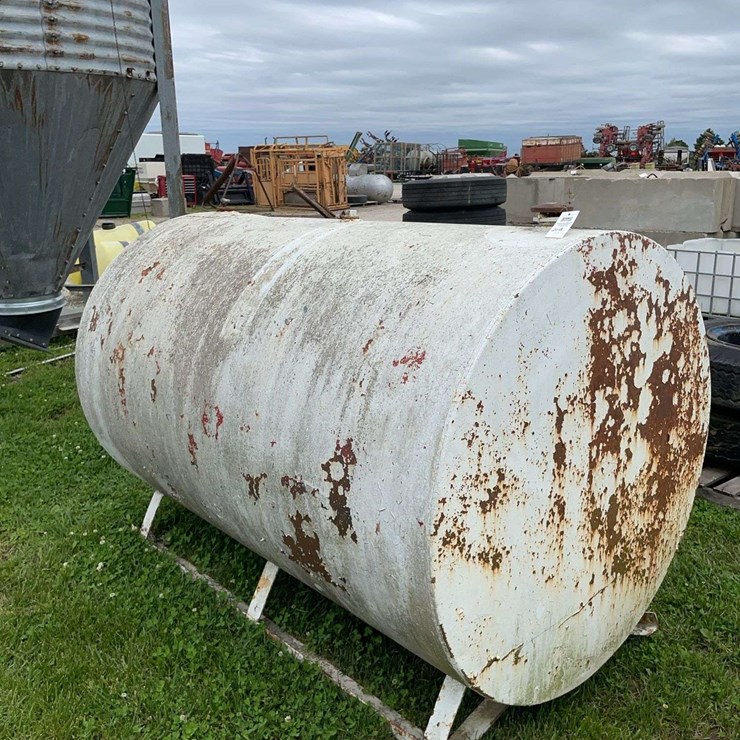 500 gallon fuel tank on skids