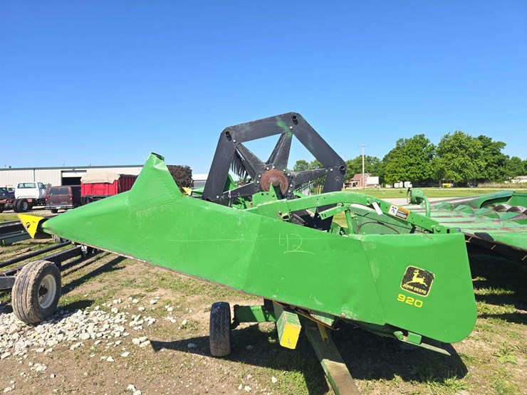 john-deere-920-image-2