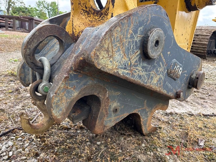 2004-deere-450c-lc-image-16