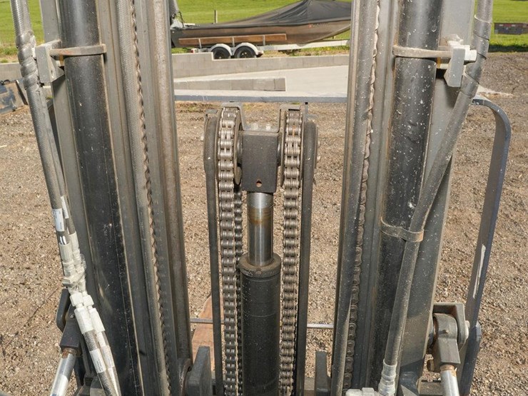 #104-•-2022-unicarriers-mp1f2a25dv-forklift-image-28