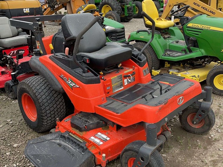 kubota-zg327-image-1