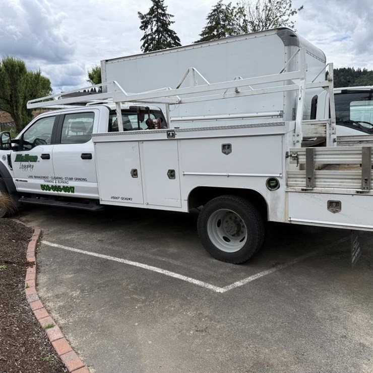 2019 FORD F550