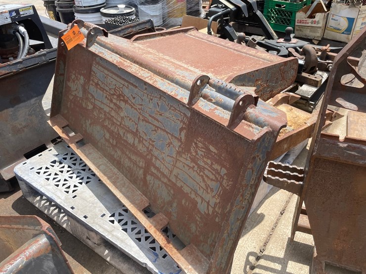 #6020-•-universal-mount-concrete-clamp-image-5