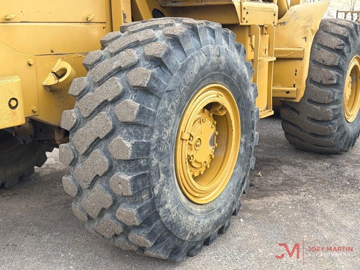 caterpillar-966-image-16