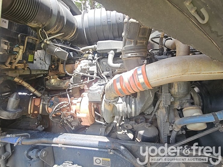 2020-kenworth-t800-image-9