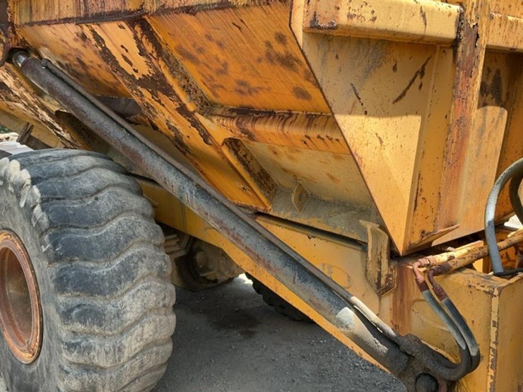 #131-•-bell-off-road-dump-truck-image-54
