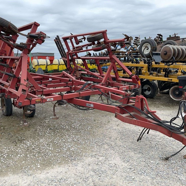 INTERNATIONAL 4800