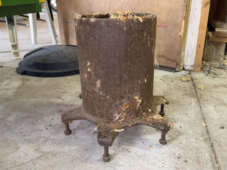 ihc/mccormick-deering-engine-pulley-image-1
