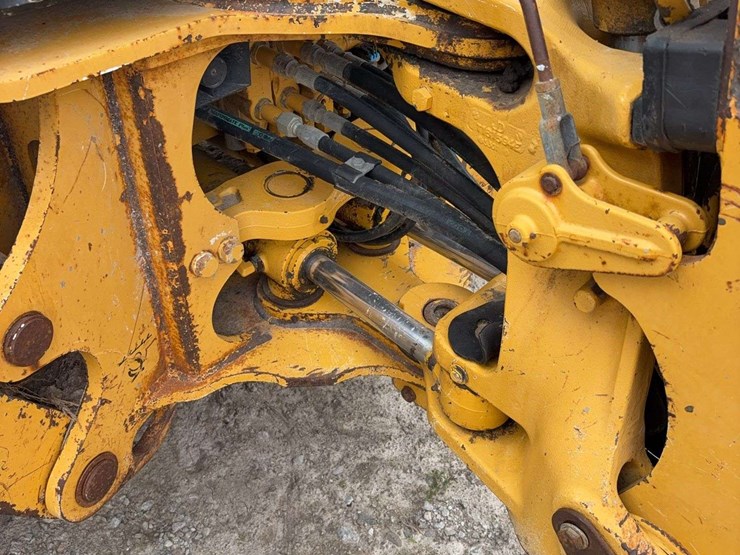 deere-310-image-12