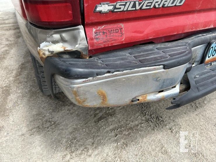 2001-chevrolet-silverado-1500-image-27