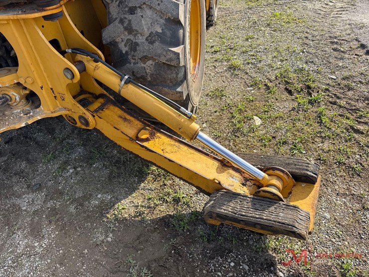 2013-deere-310k-ep-image-19