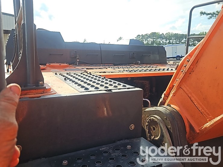 2018-hitachi-zx350-image-28
