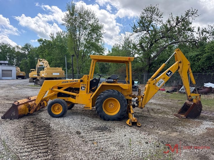 deere-310b-image-5