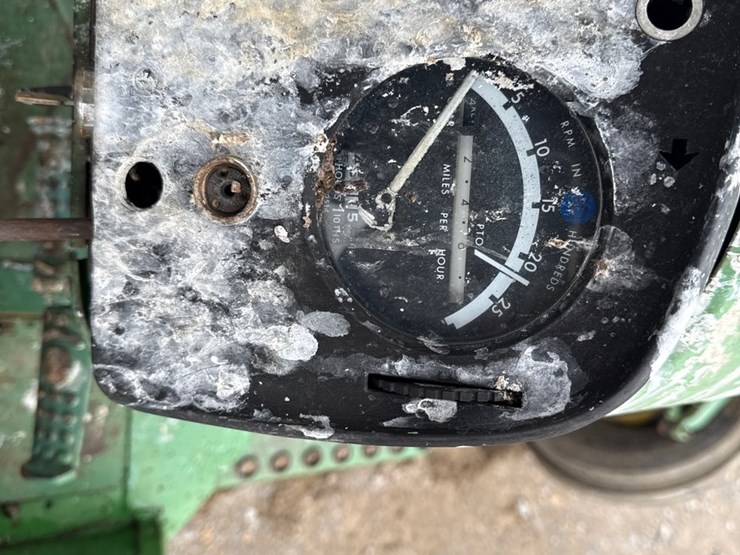 john-deere-4430-image-38