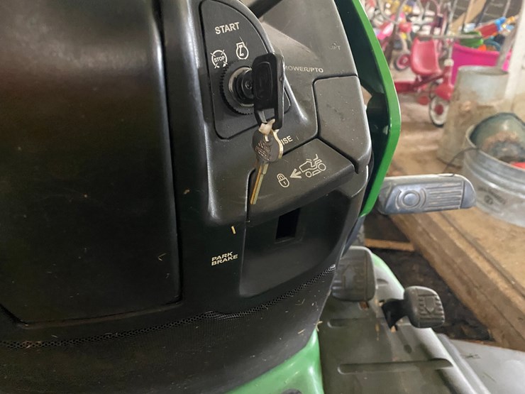john-deere-x720-image-20