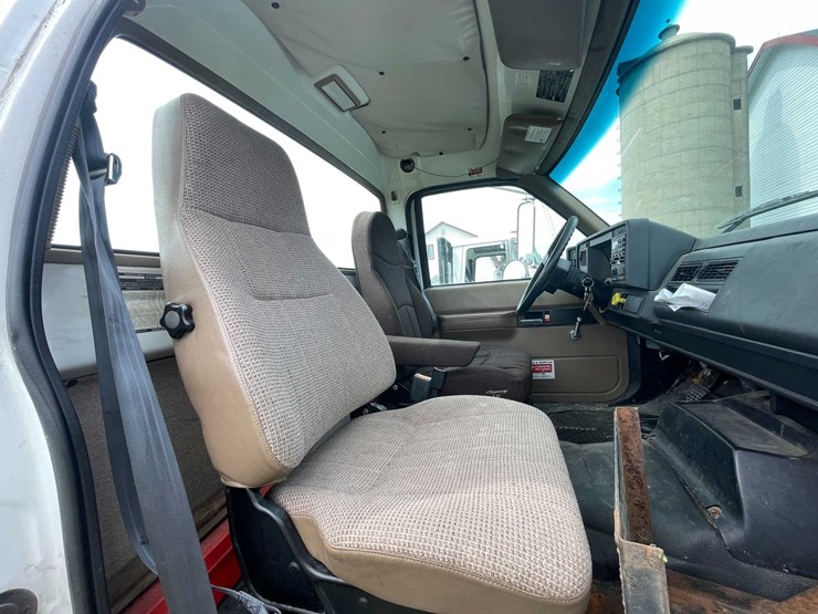 #4157-•-2000-gmc-c7500-(has-wi,-title)-image-120