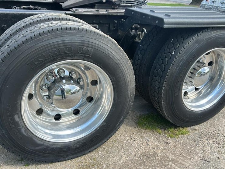2006-kenworth-t800-image-46