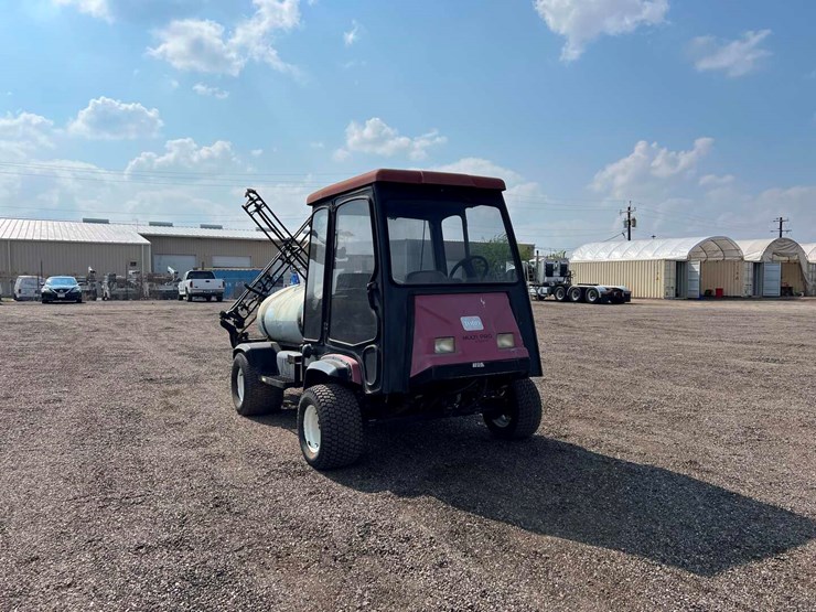 toro-5700d-multi-pro-sprayer-image-8