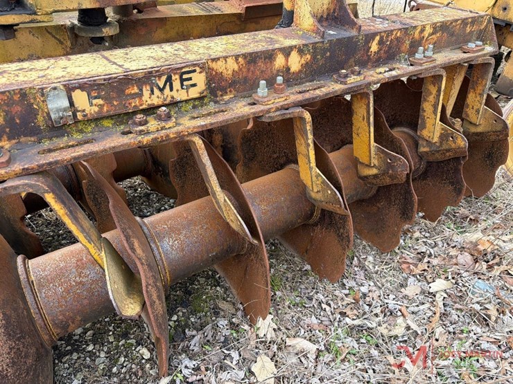 rome-16-disk-folding-harrow-image-7