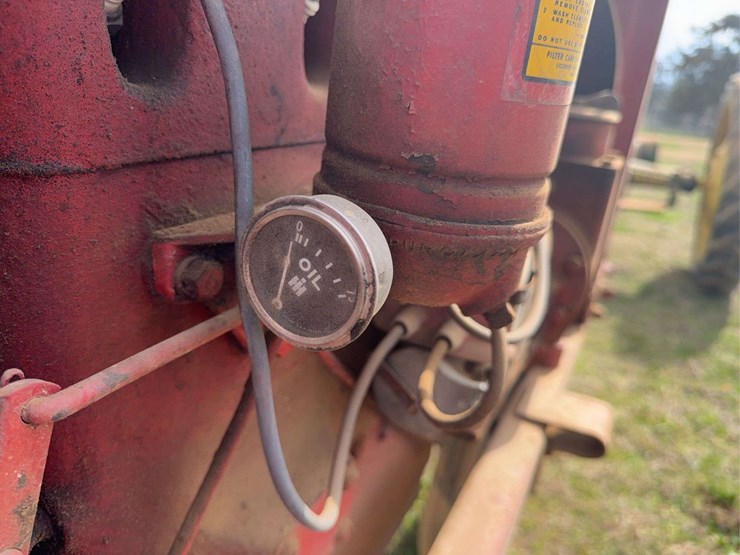 farmall-f-20-image-29