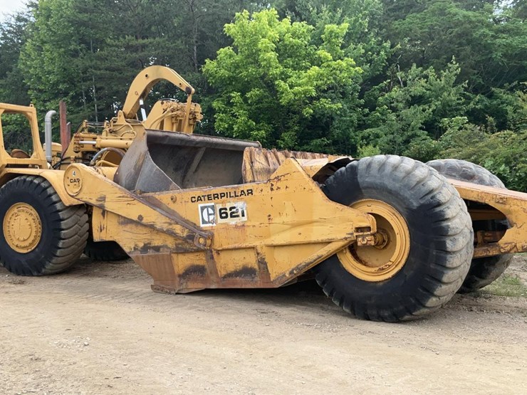 caterpillar-621-image-4
