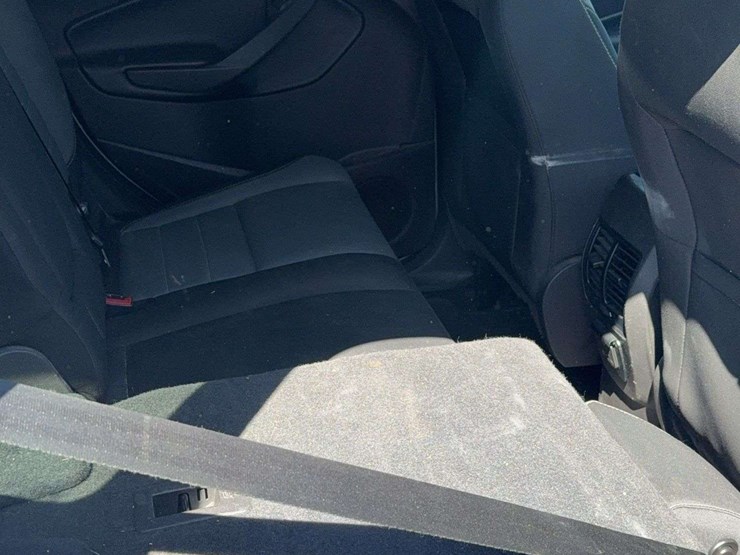2016-ford-escape-image-8