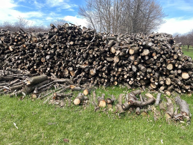 #5525-•-door-county-cherry-wood-image-6