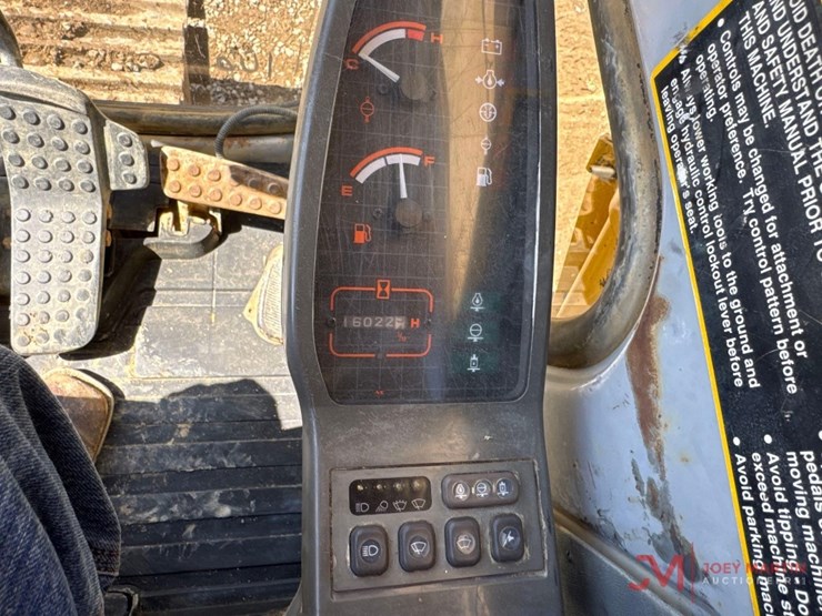 1993-deere-892e-lc-image-30