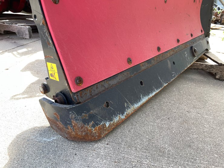 #6007-•-boss-9'-2"-poly-v-dxt-snow-plow-image-3