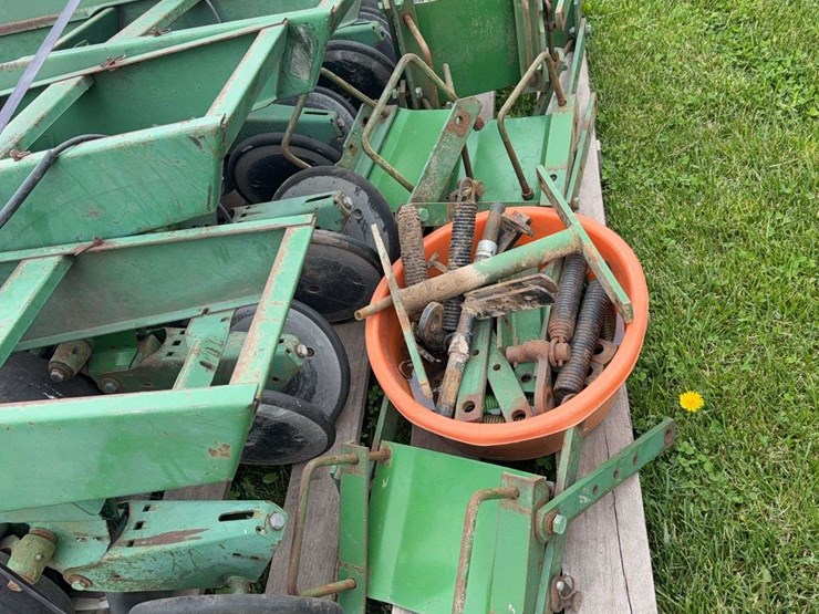 john-deere-7000-image-3